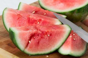 Kan hundar äta vattenmelon (och vattenmelonskal)?