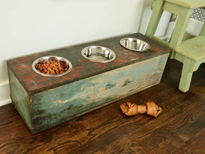 Mangeoire pour chien surélevée bricolage