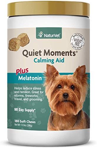 NaturVet Quiet Moments Успокояваща добавка за кучета, помага за насърчаване на релаксация, намаляване на стреса, бурно безпокойство, болест при движение за кучета (Тихи моменти, 180 меки дъвчета)